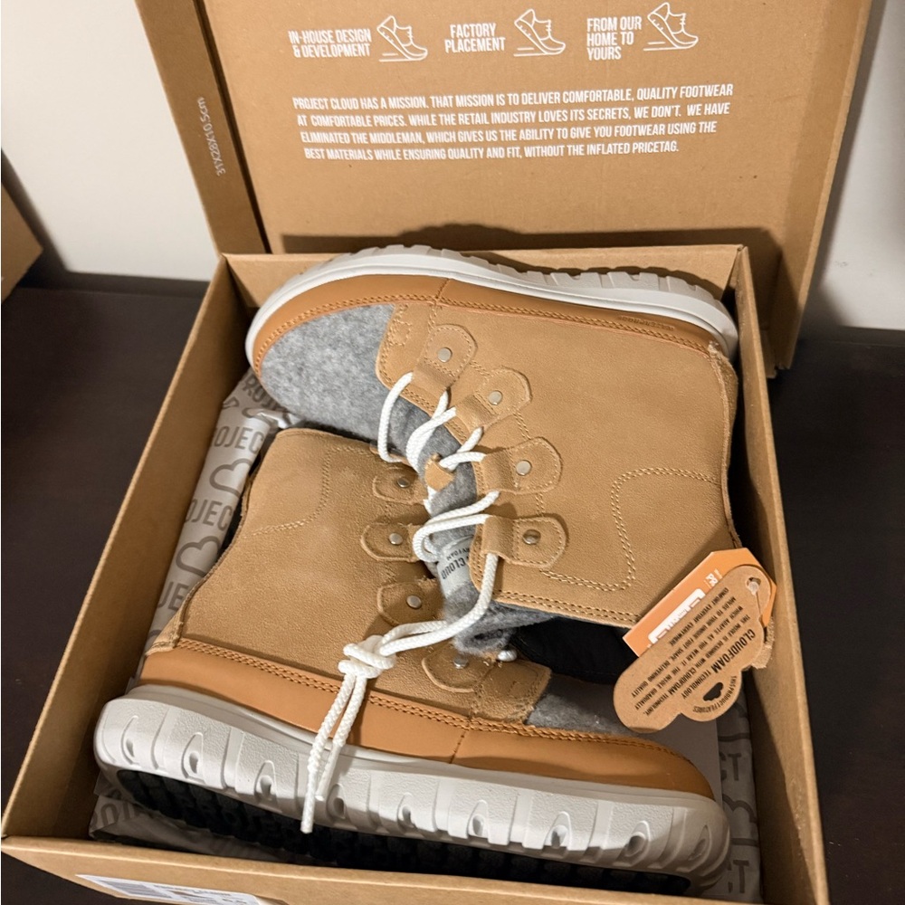 Women's Tan and Gray Ankle Boots